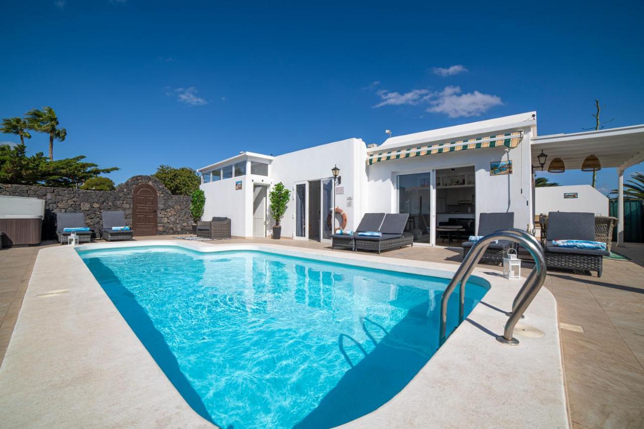 Villa Amigo Puerto del Carmen  Exterior photo