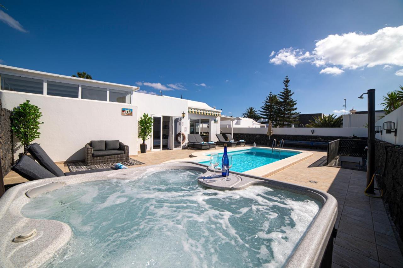 Villa Amigo Puerto del Carmen  Exterior photo